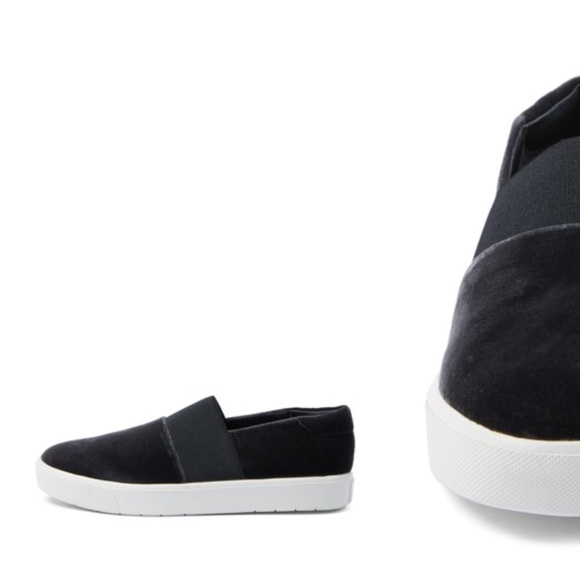 Vince Velvet ‘Corbin’ Slip On Sneakers - Picture 8 of 8
